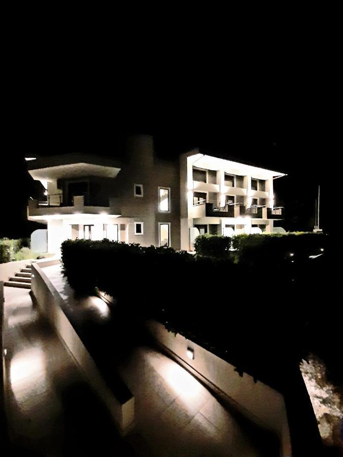 Gmare Aparthotel Jerakiní Kültér fotó