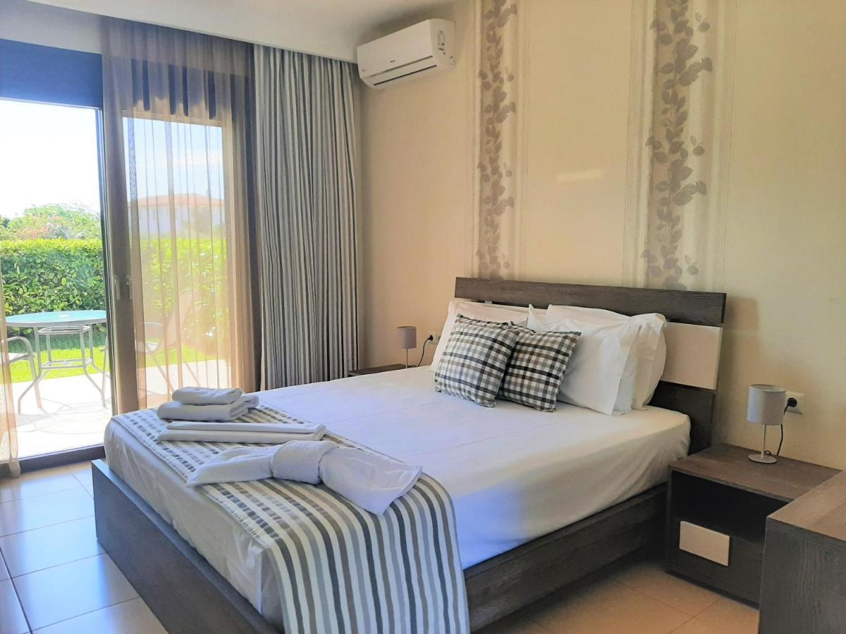 Gmare Aparthotel Jerakiní Kültér fotó