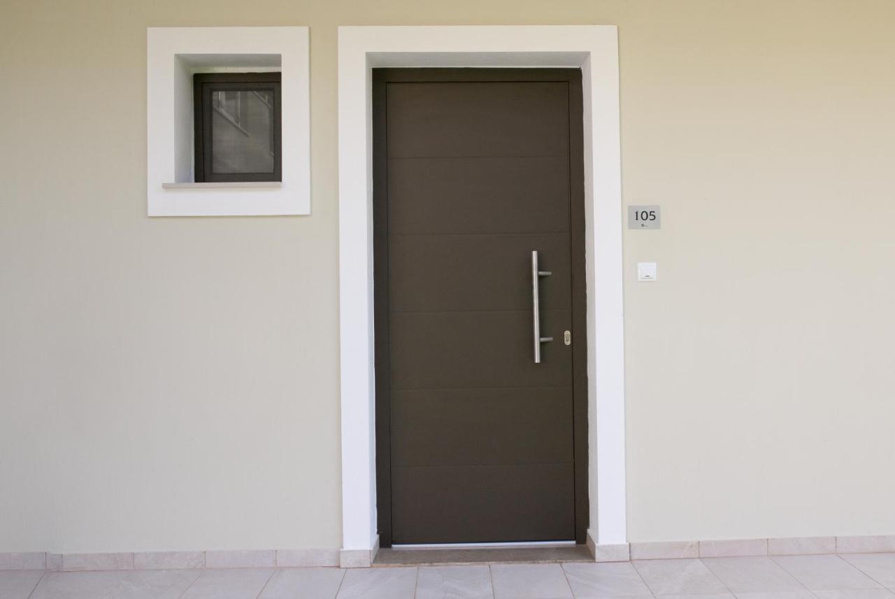 Gmare Aparthotel Jerakiní Kültér fotó